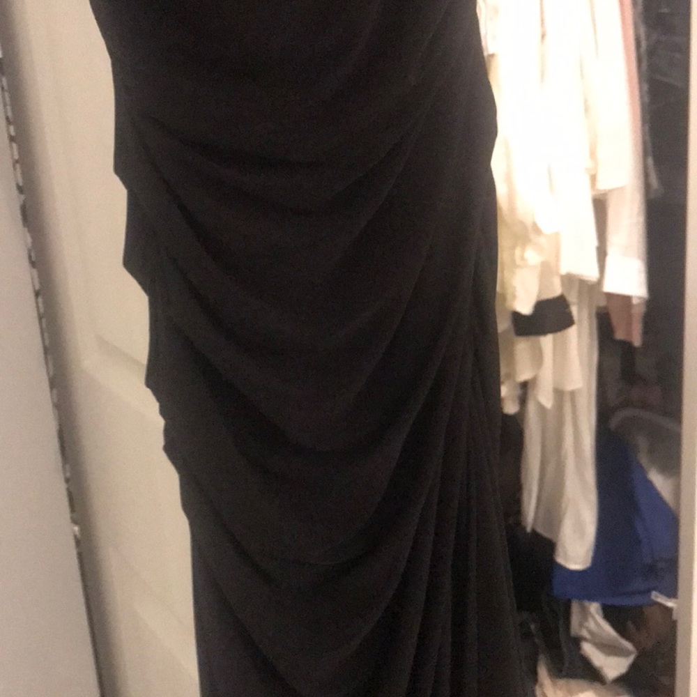Dress - Picture 3 of 4